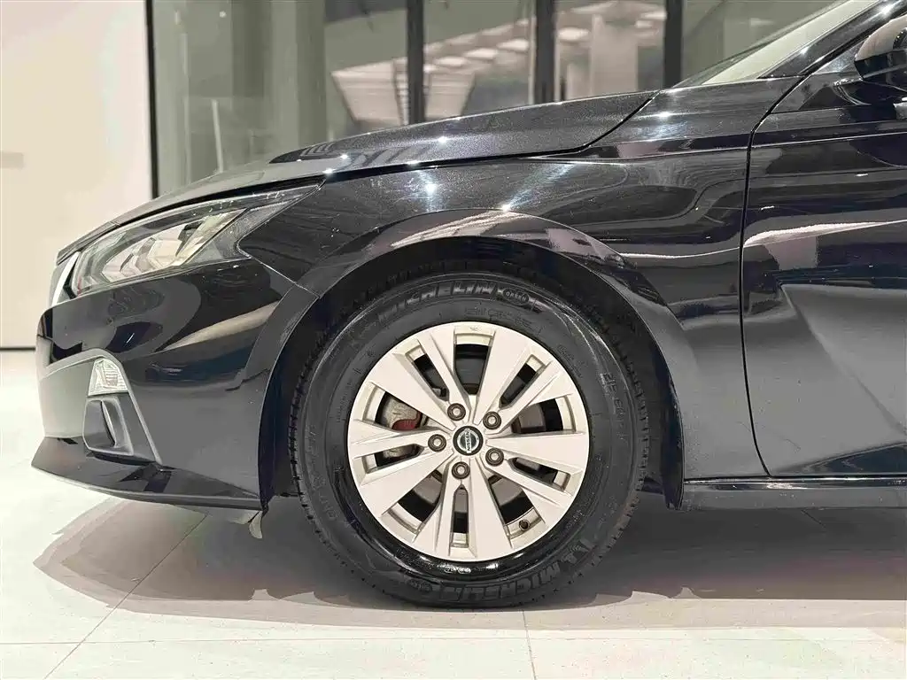 Nissan Teana — миниатюра 26