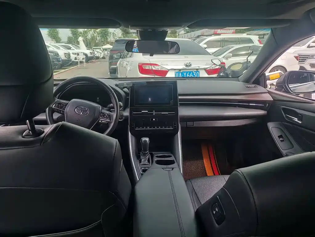 Toyota Avalon — миниатюра 4