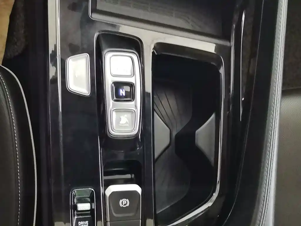 Hyundai Custo — миниатюра 6