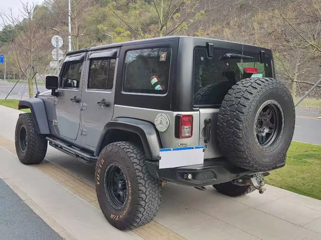 Jeep Wrangler — миниатюра 4