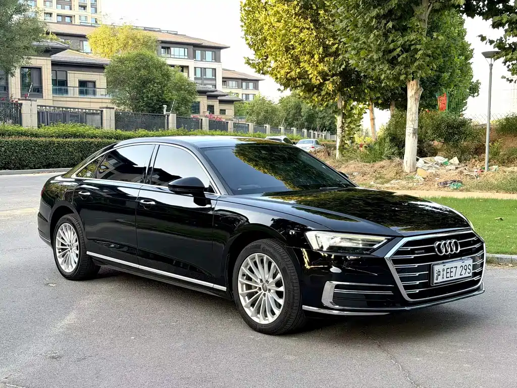 Audi A8 — миниатюра 3