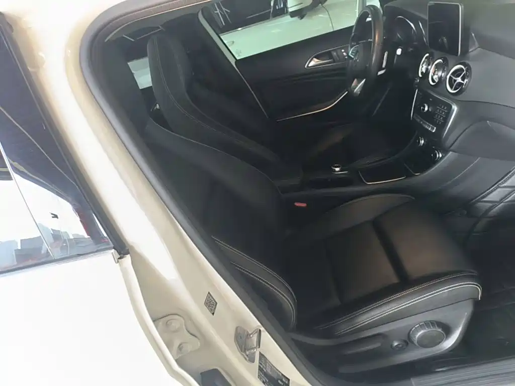 Mercedes-Benz GLA — миниатюра 25