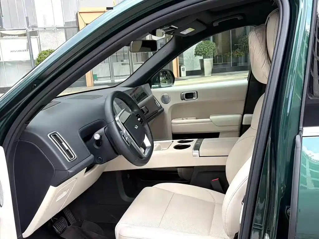 Li Auto Li L8 — миниатюра 2
