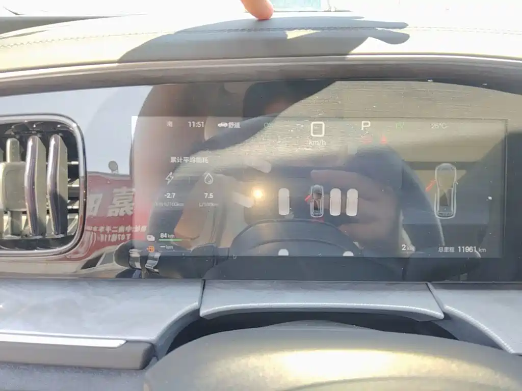 BYD Sealion 07 DM-i — миниатюра 12