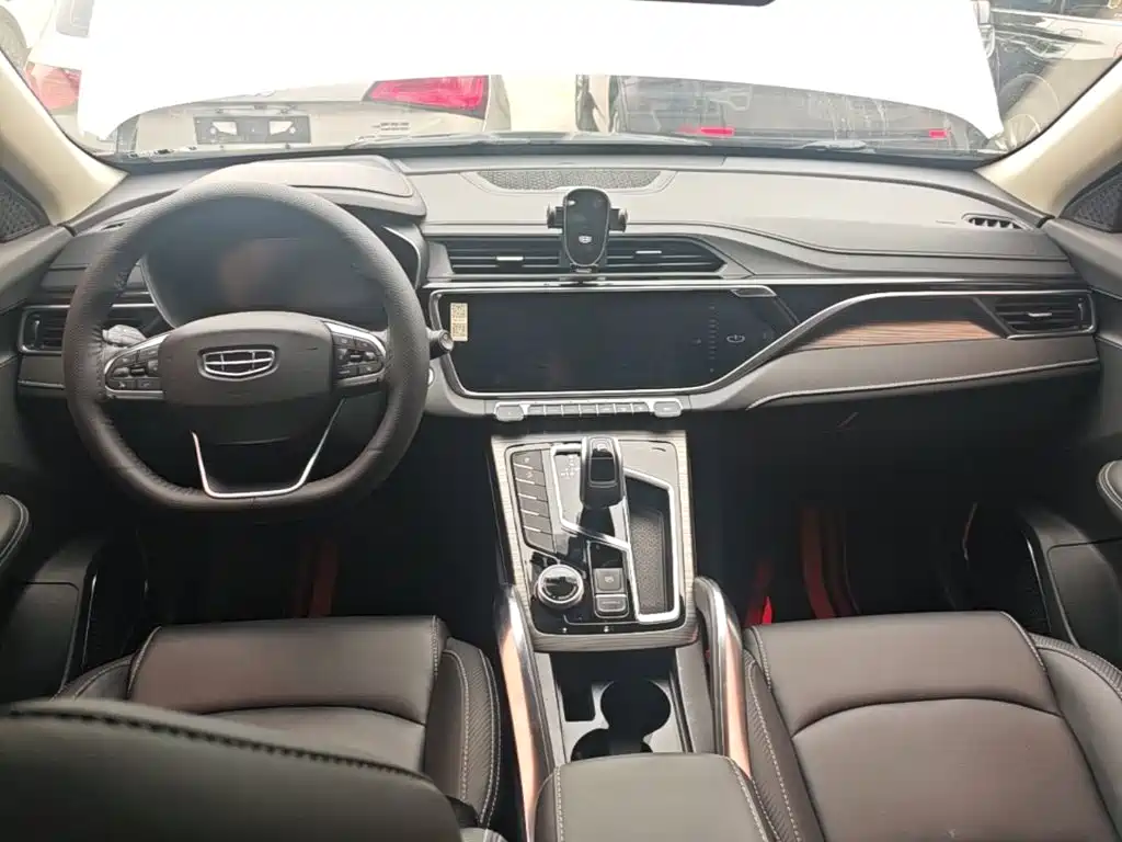 Geely Boyue — миниатюра 10