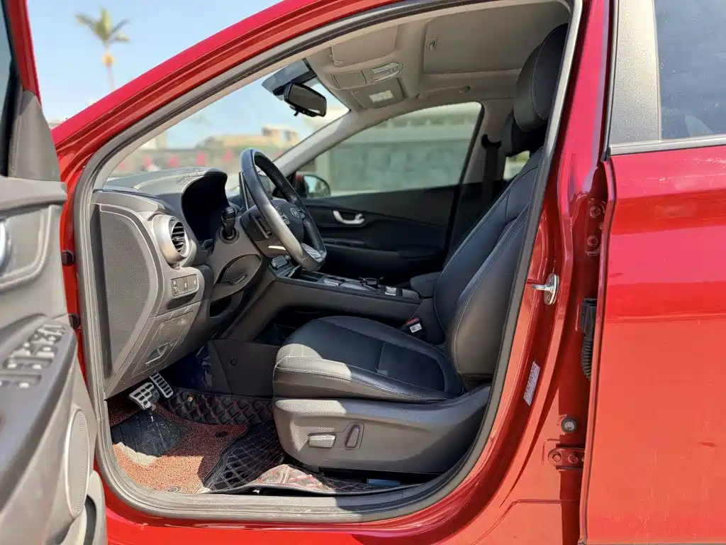 Hyundai Kona Electric — миниатюра 15