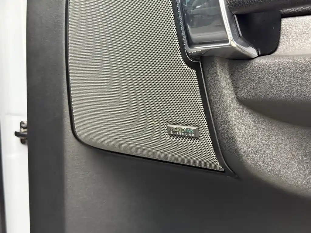Land Rover Discovery — миниатюра 15