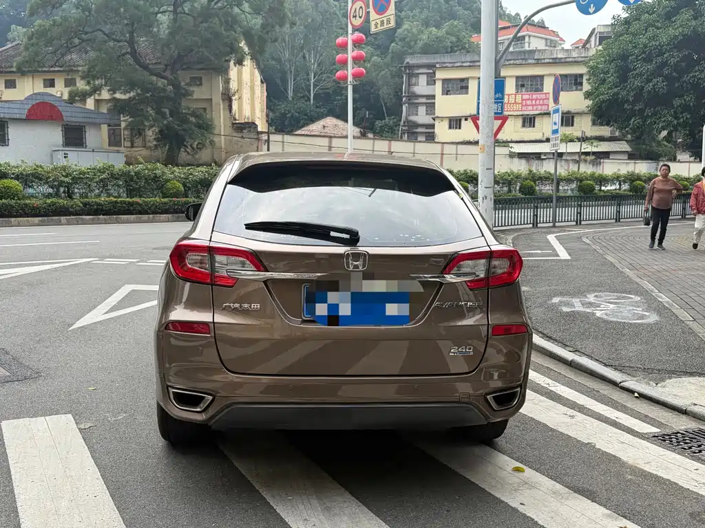 Honda Avancier — миниатюра 5