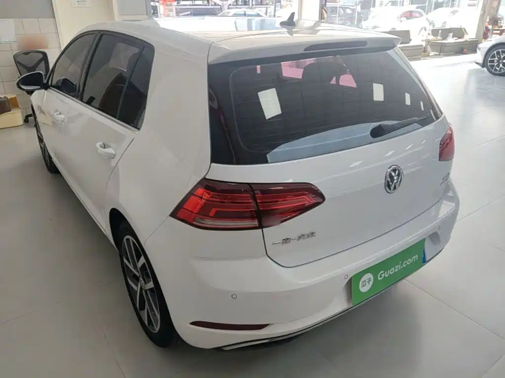 Volkswagen Golf — миниатюра 5