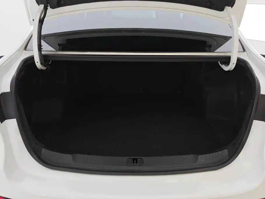 Buick Excelle — миниатюра 3