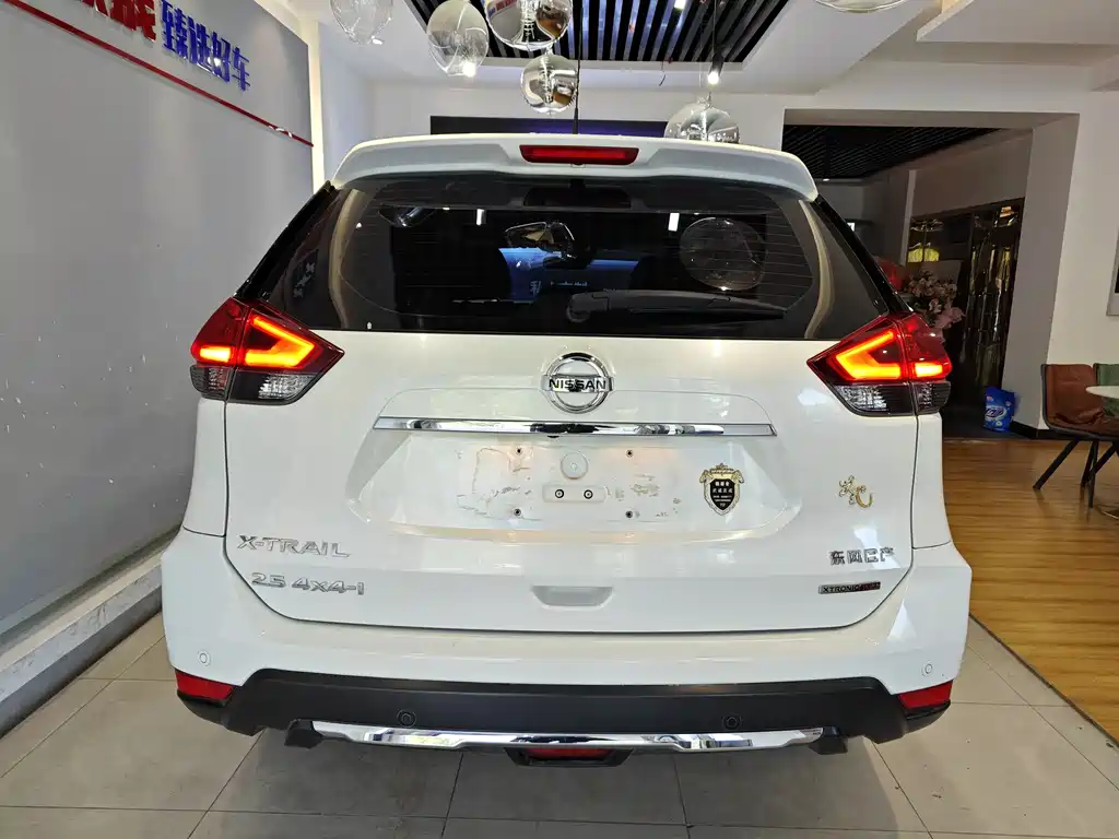 NISSAN QIJUN