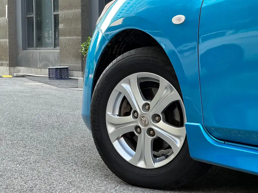 Mazda 3 Xingcheng — миниатюра 5