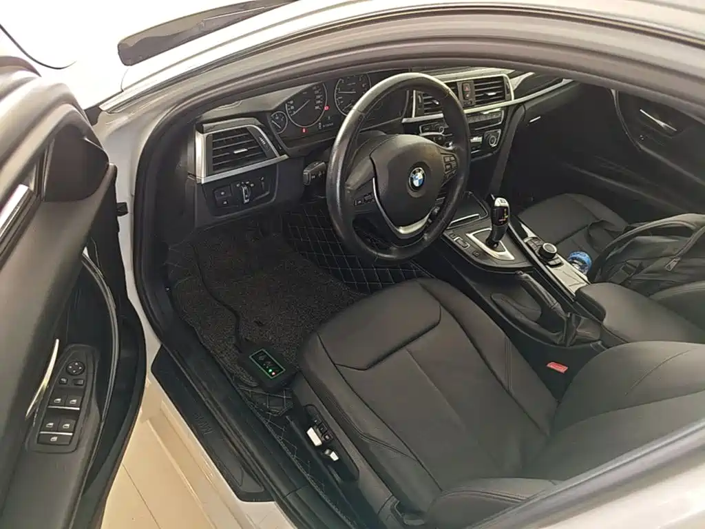 BMW 3 Series — миниатюра 16