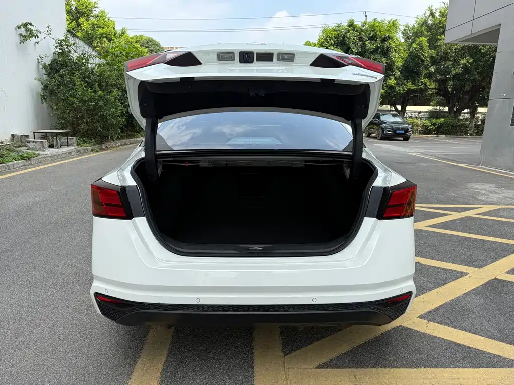 Nissan Teana — миниатюра 14