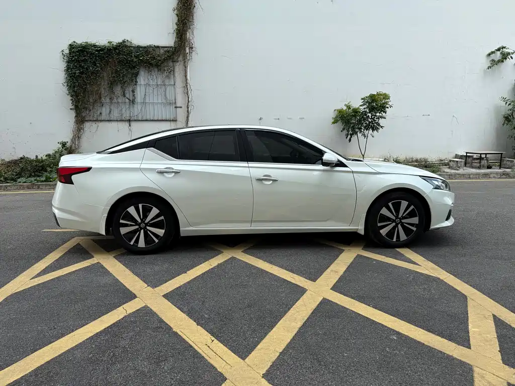 Nissan Teana — миниатюра 13