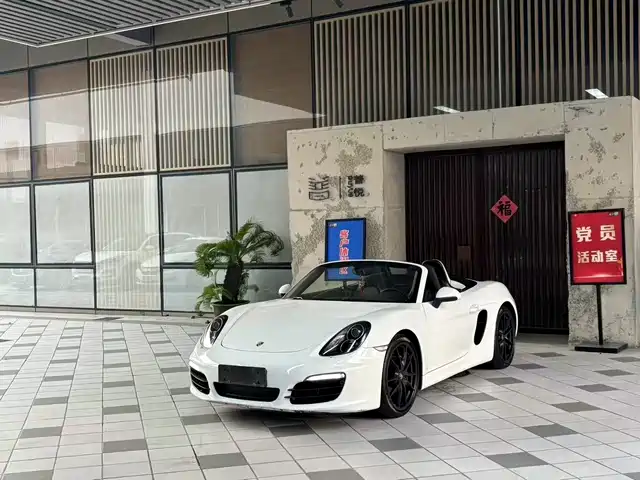 PORSCHE BOXSTER 2016