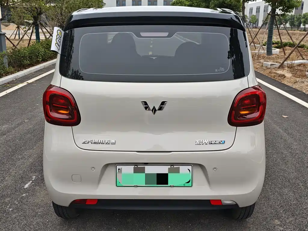 Wuling MINIEV — миниатюра 5