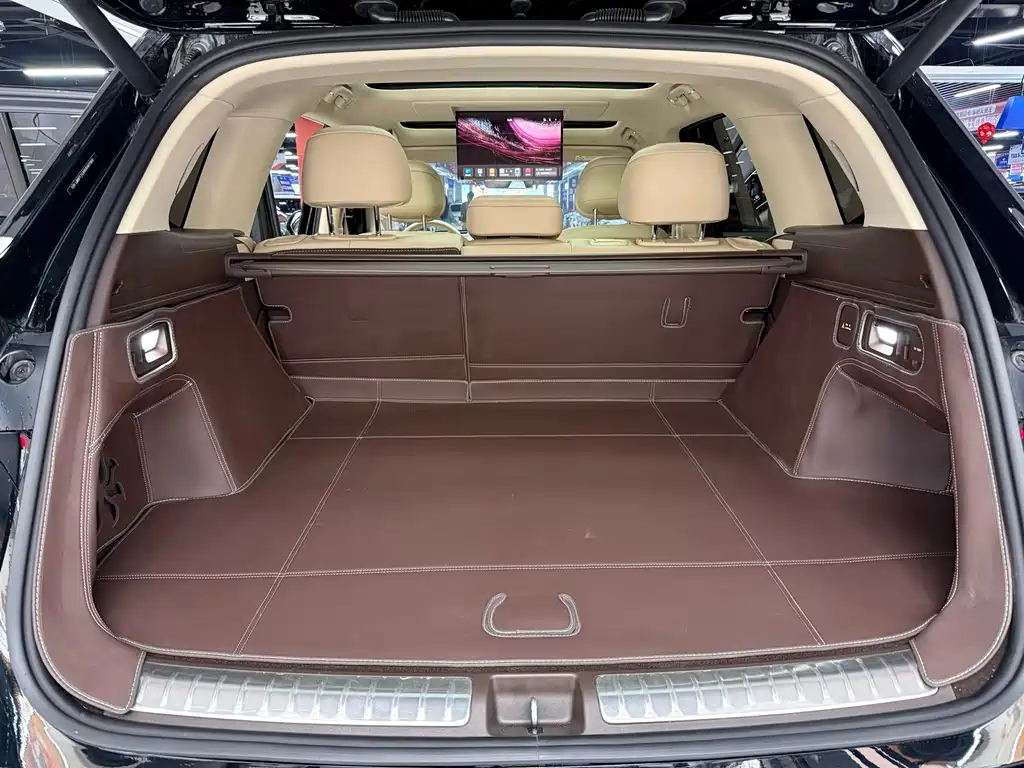 AITO ASK THE WORLD M7