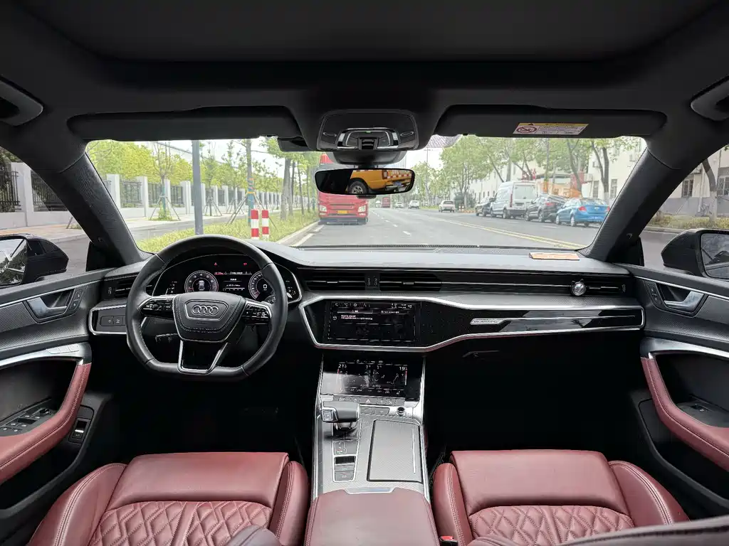 Audi A7L — миниатюра 15