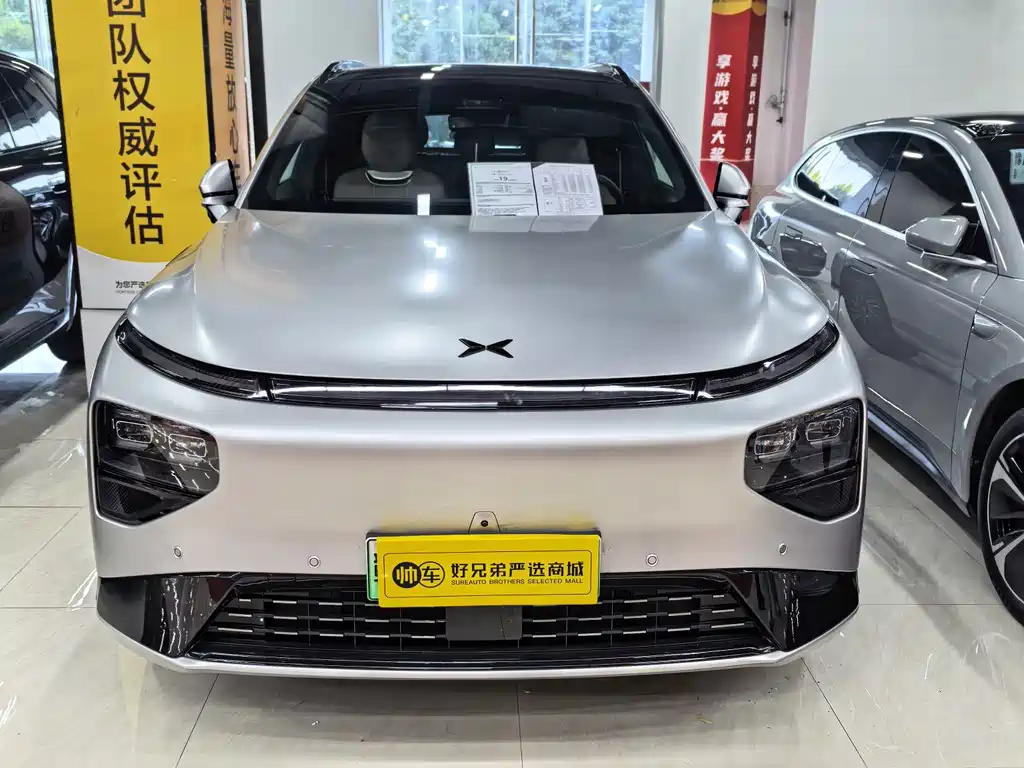 XPeng G9 — миниатюра 2