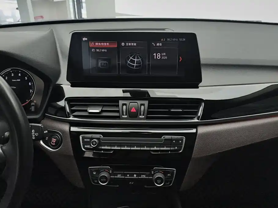BMW X1 — миниатюра 13