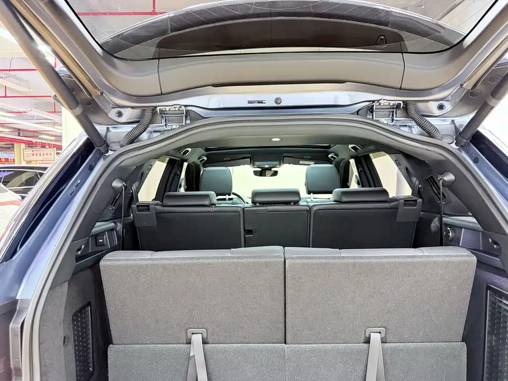 Land Rover Discovery Sport — миниатюра 15
