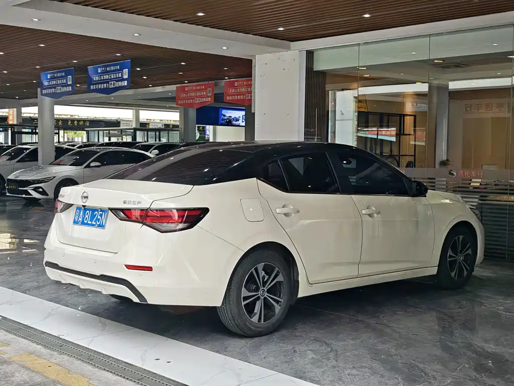 Nissan Sylphy — миниатюра 7