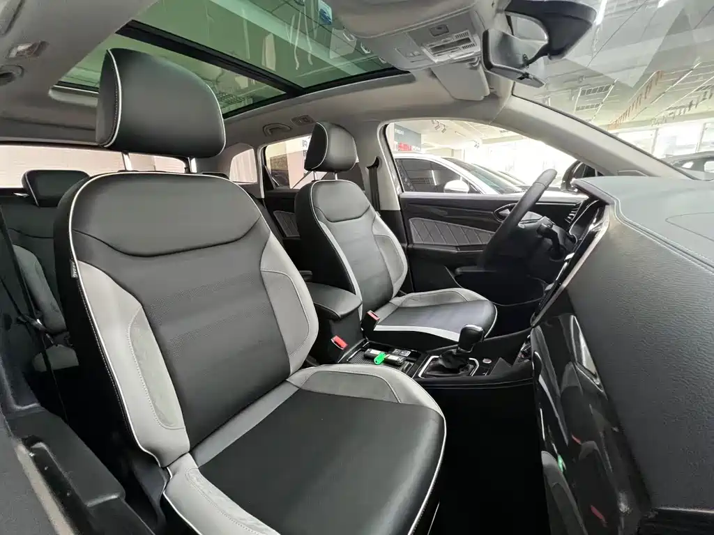 Jetta VS7 280TSI Auto Highlight Delight Edition, фото 21