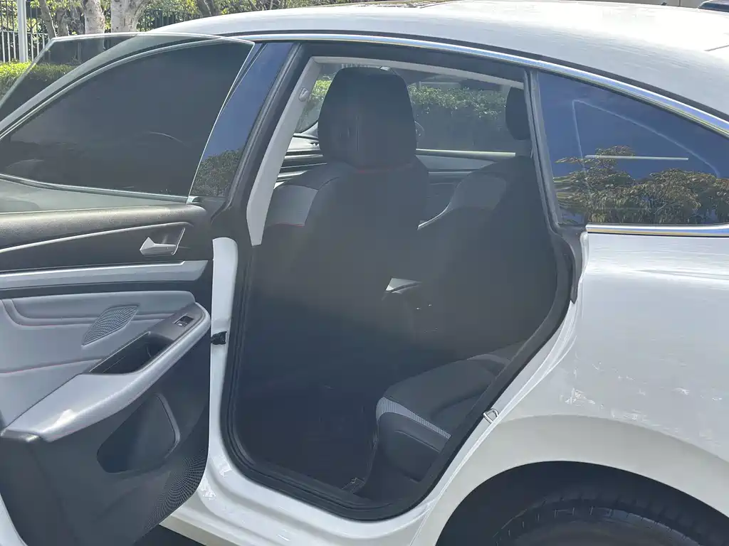 Volkswagen Lamando 2024 L 280TSI DSG