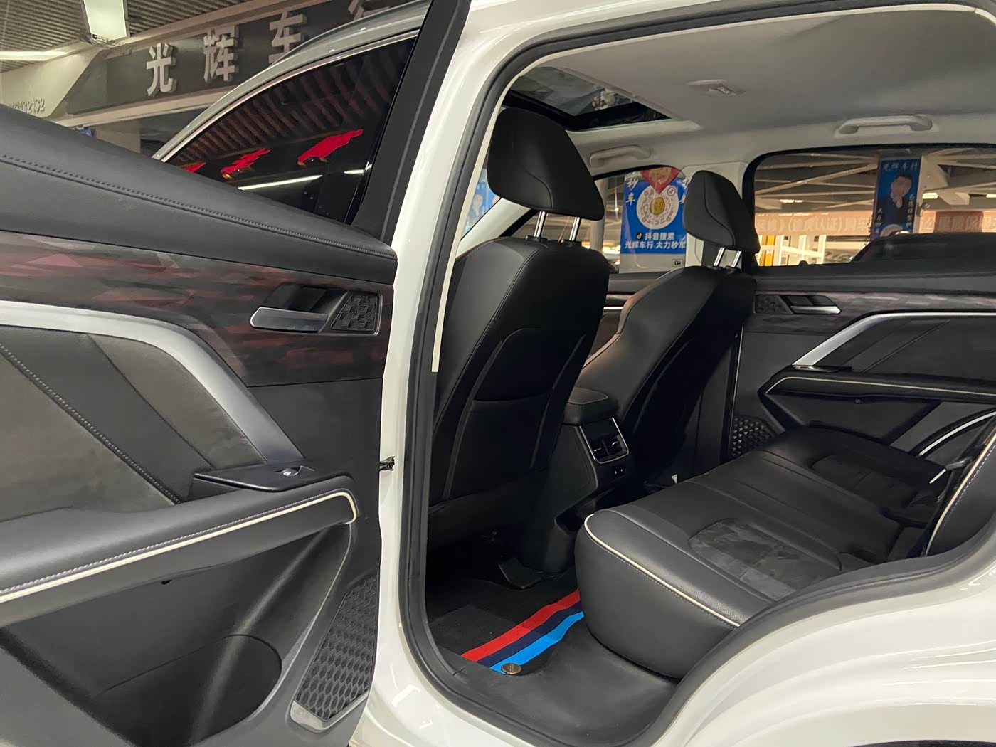 Haval Haval H6 1.5 л 2023 г. Белый, пробег 37000 км