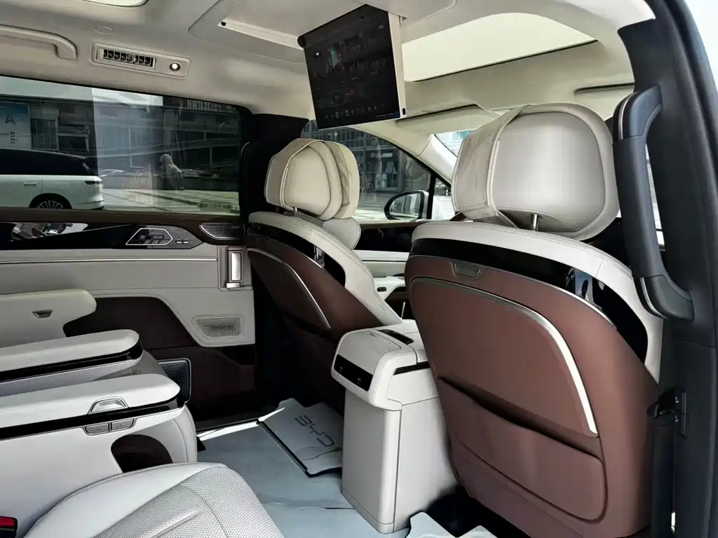 BYD Xia — миниатюра 12