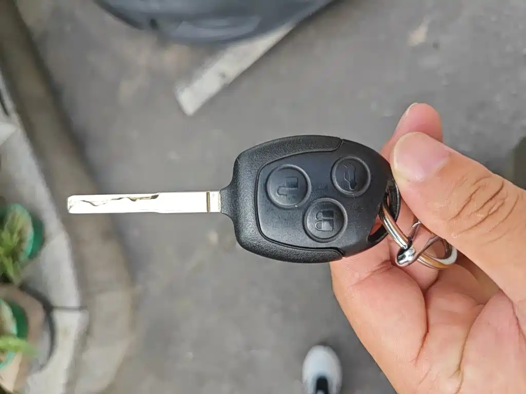 Ford Transit — миниатюра 12