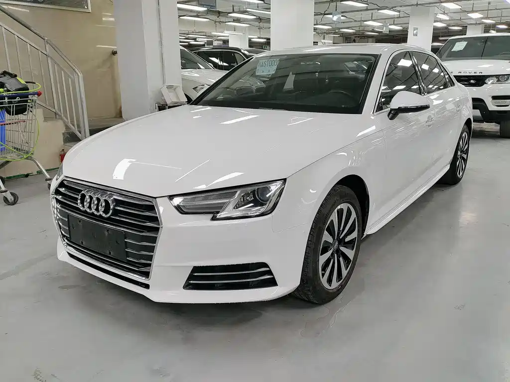 Audi A4L 2018