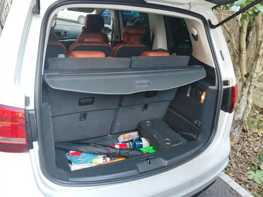 Volkswagen Sharan — миниатюра 4