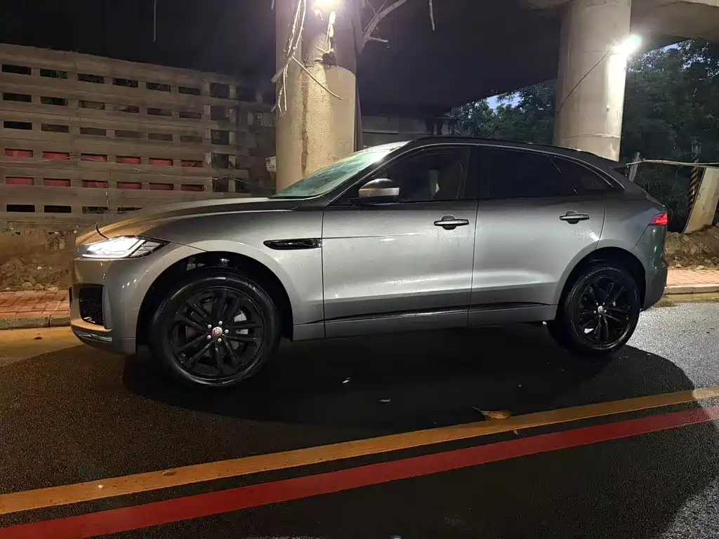 Jaguar F-PACE — миниатюра 6