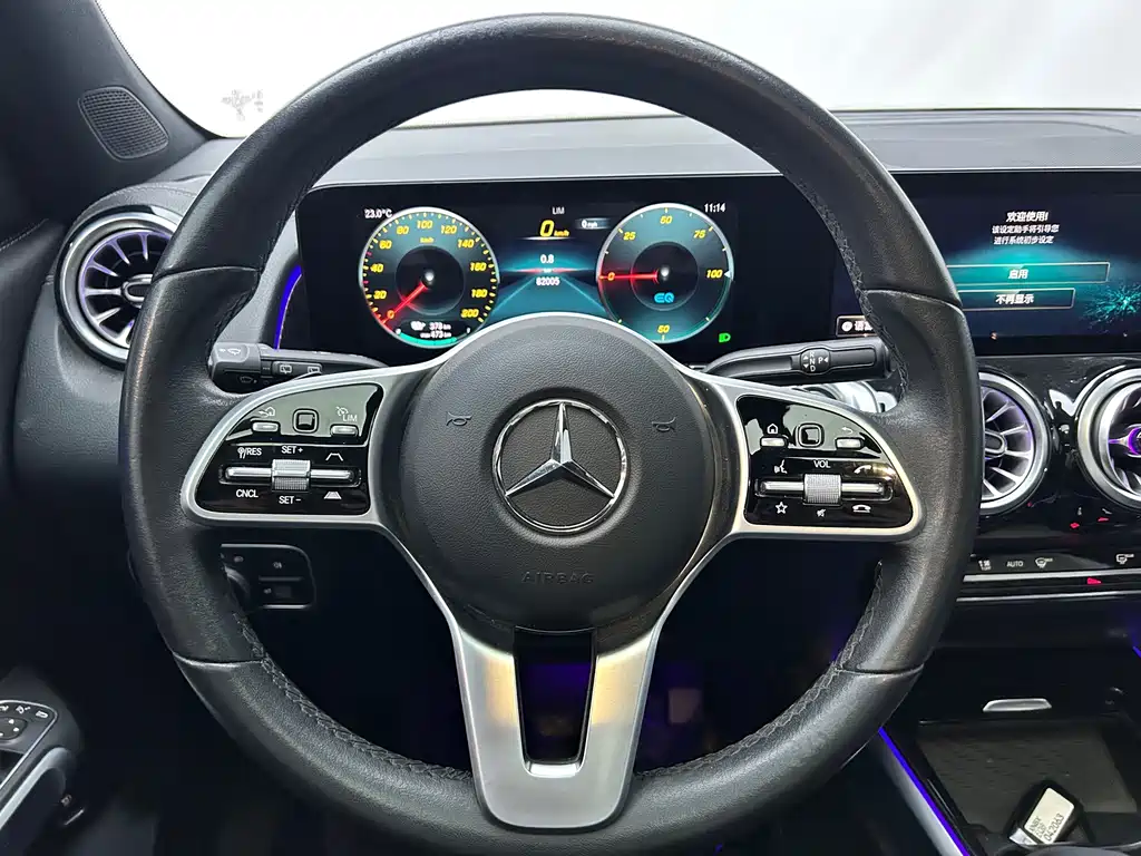 Mercedes-Benz EQB — миниатюра 14