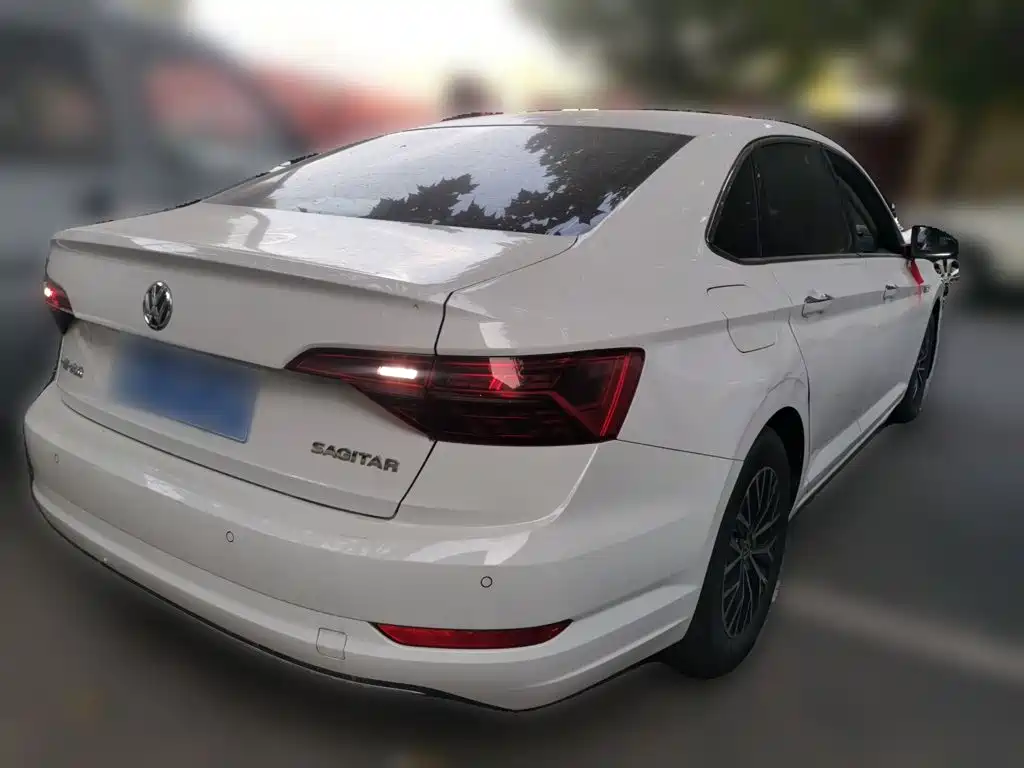 Volkswagen Sagitar — миниатюра 6