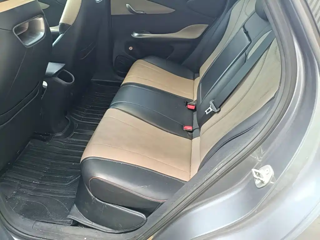 BYD Dolphin — миниатюра 17