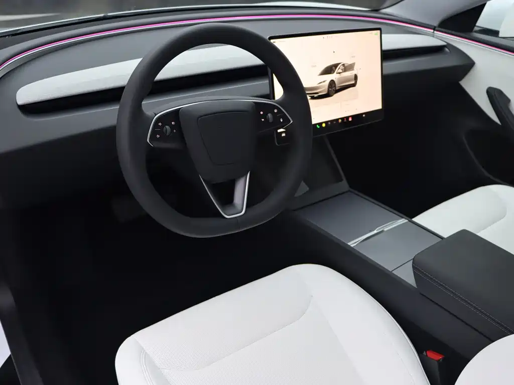 Tesla Model 3 — миниатюра 6
