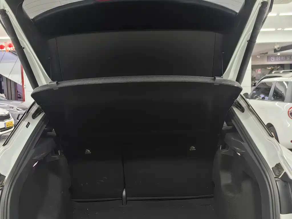 Volkswagen ID.4 X — миниатюра 11