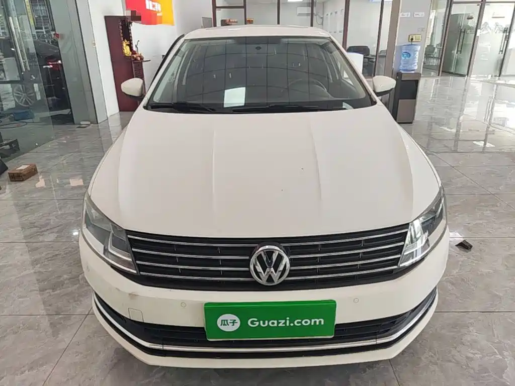 Volkswagen Lavida — миниатюра 3