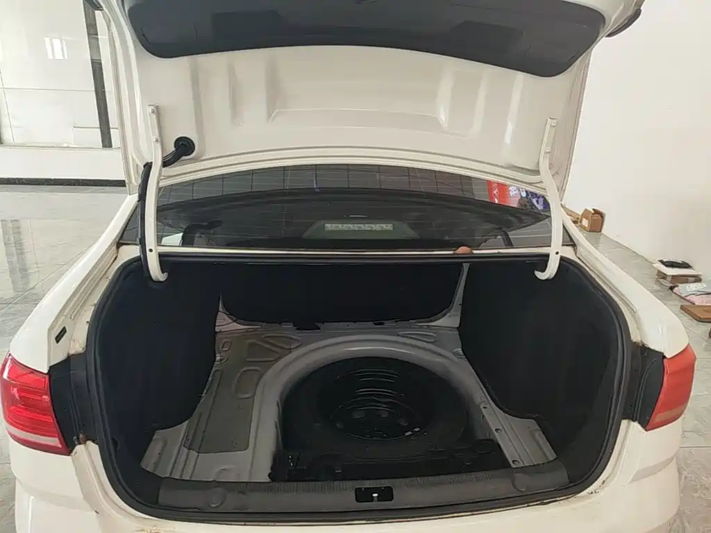 Volkswagen Lavida — миниатюра 19