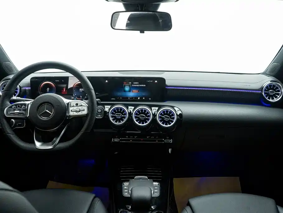 MERCEDES-BENZ A CLASS