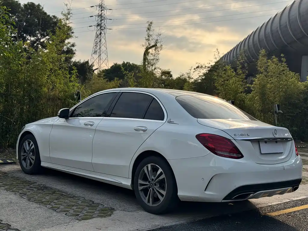 MERCEDES-BENZ C CLASS