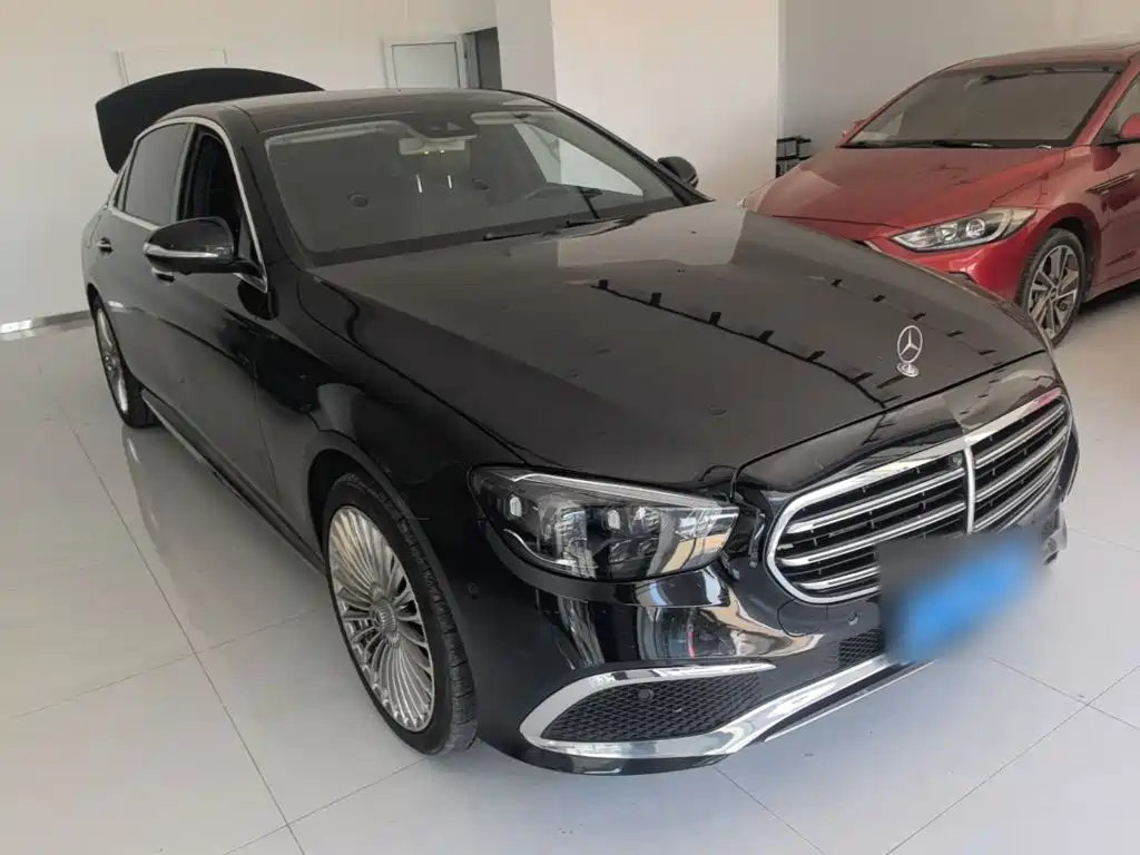 Mercedes-Benz E-Class — миниатюра 4