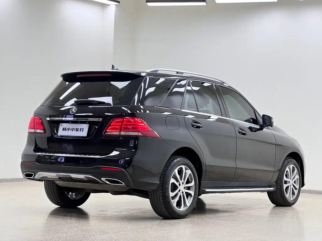 MERCEDES-BENZ GLE