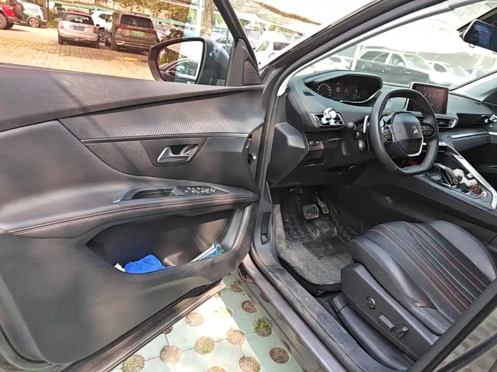 Peugeot 4008 — миниатюра 21
