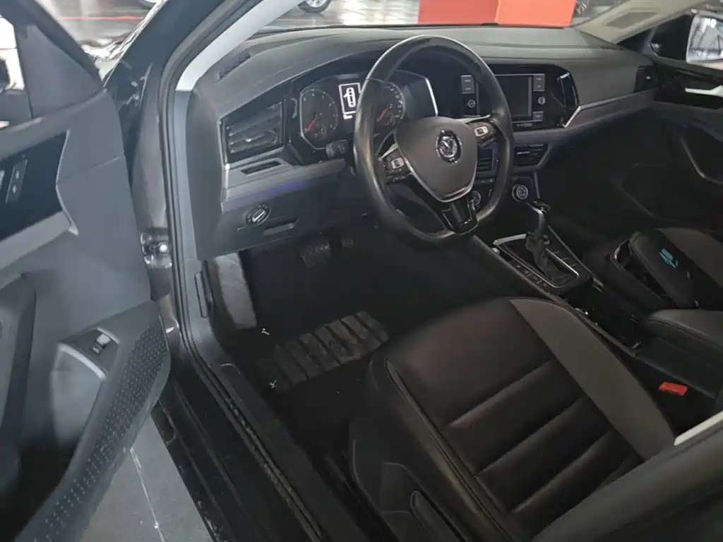 Volkswagen Sagitar — миниатюра 15