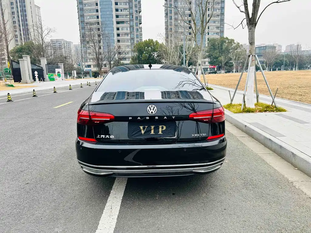 Volkswagen Passat — миниатюра 9