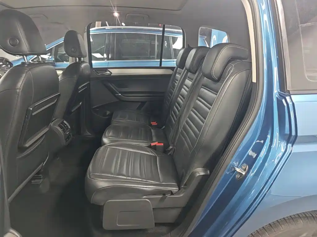 Volkswagen Touran — миниатюра 17